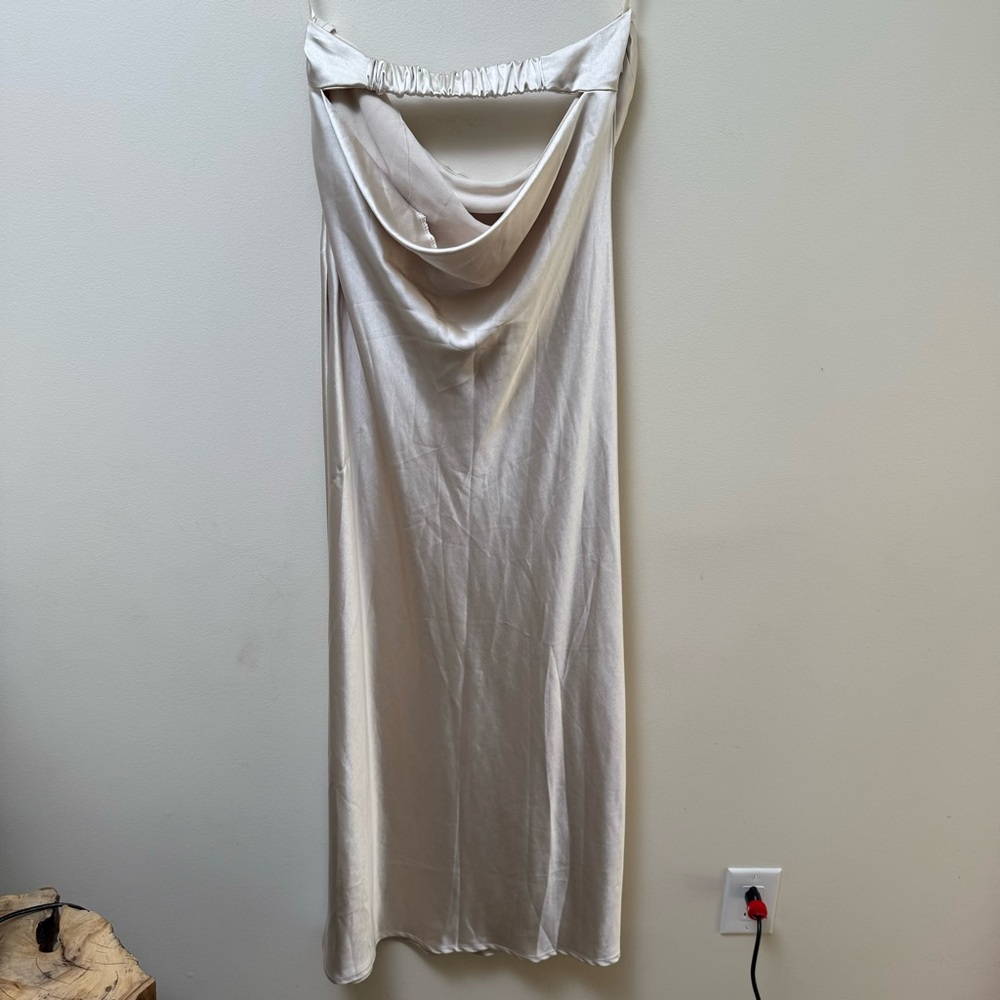 Strapless Drape Back Dress - Picture 7 of 9